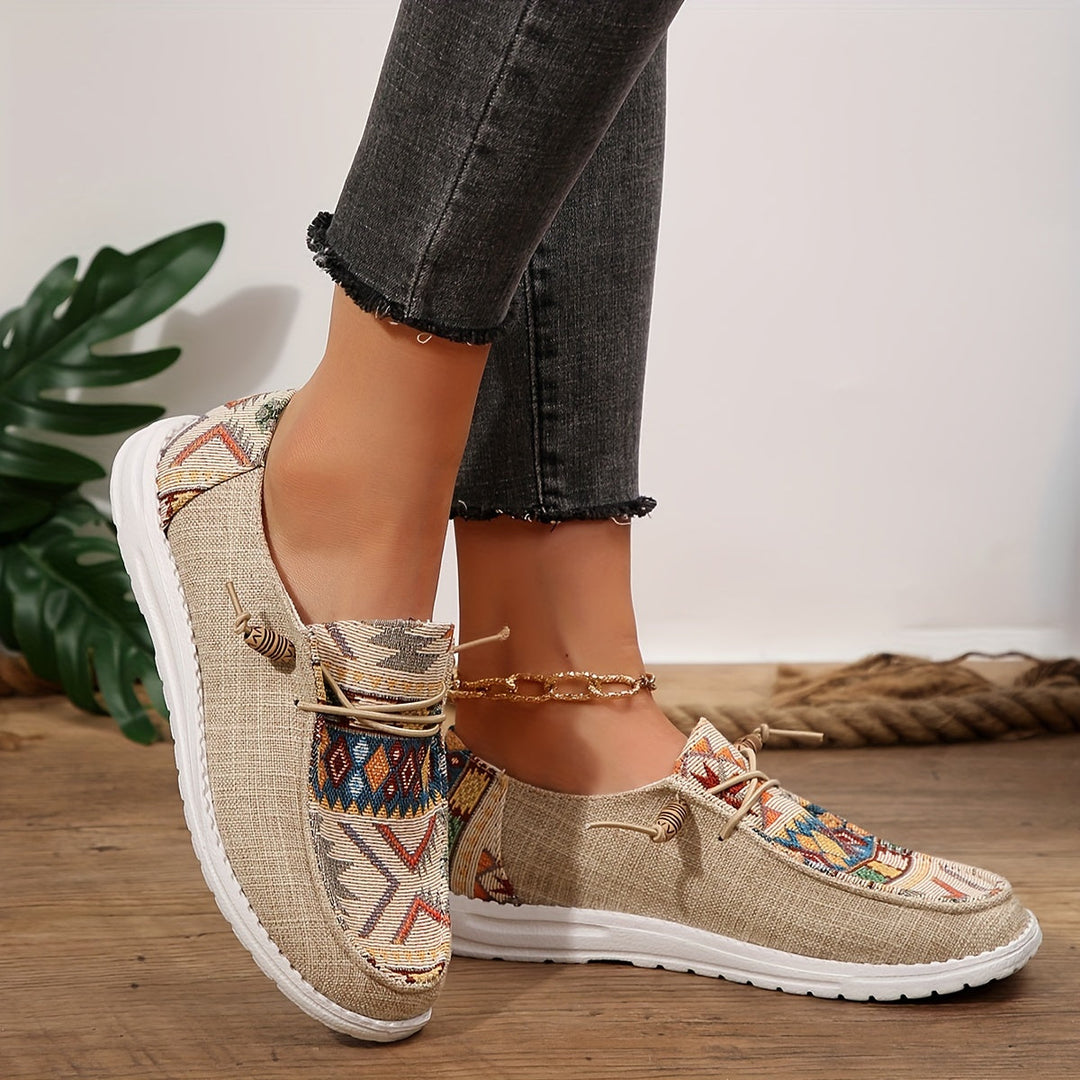 Women’s Vintage Ethnic Lace-Up Sneakers