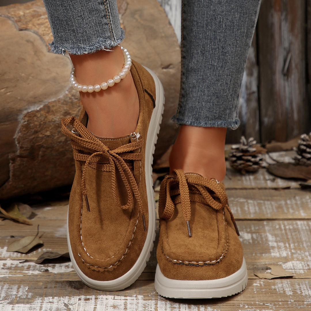 Women’s Vintage Lace-Up Moccasin Shoes