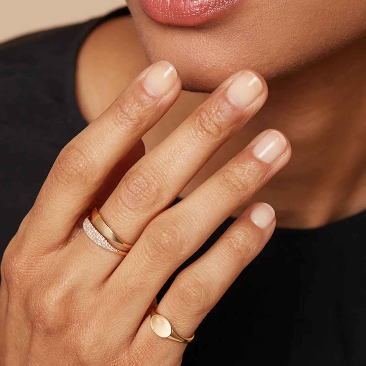 AURORA PAVÉ | ANILLO MINIMALISTA CON BRILLO DISCRETO