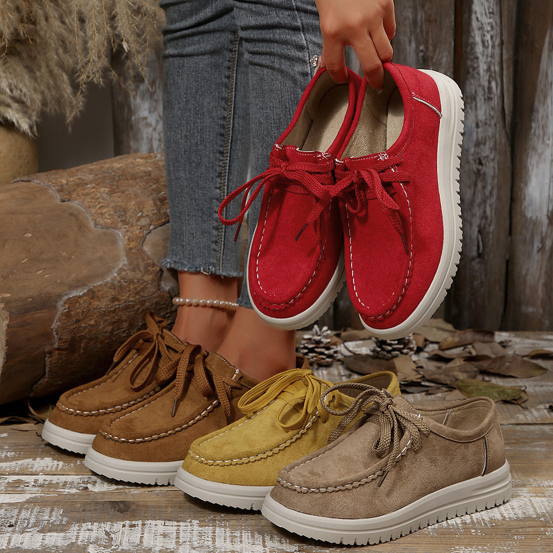 Women’s Vintage Lace-Up Moccasin Shoes