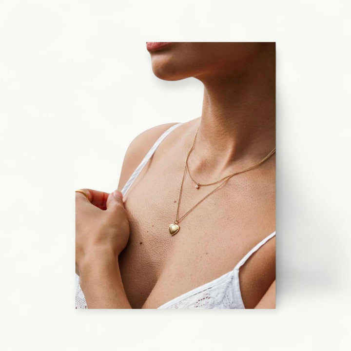AMOUR | COLLAR CON CORAZÓN ESCULPIDO Y CADENA DE CUENTAS
