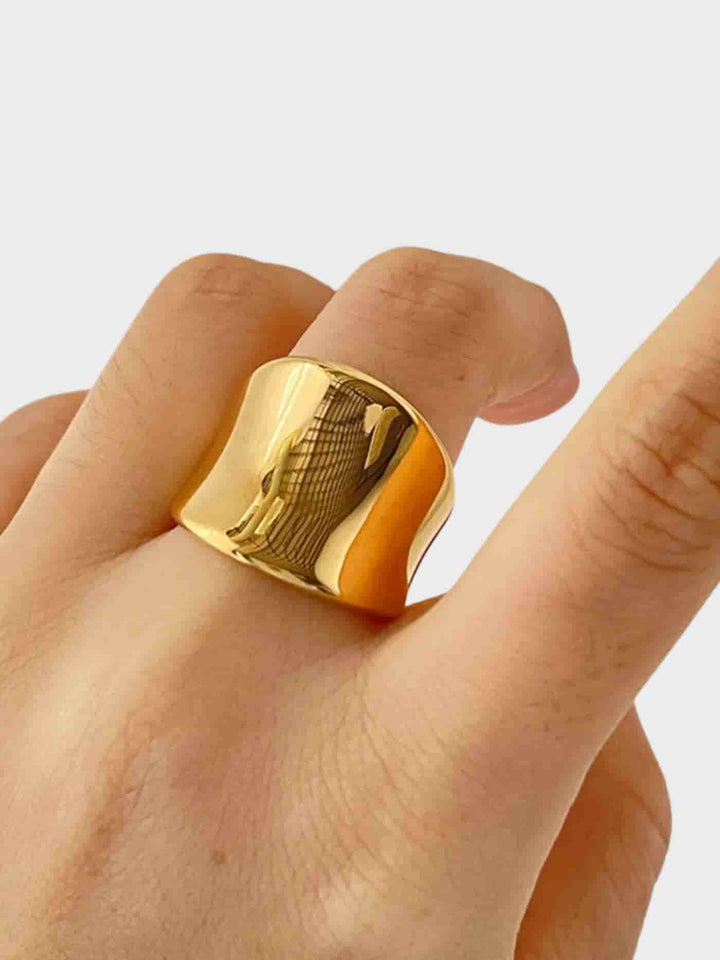 AURORA FLOW | ANILLO ESCULTÓRICO DE LÍNEAS ORGÁNICAS