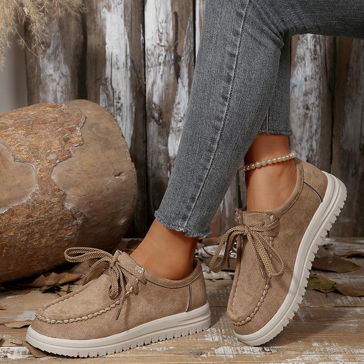 Women’s Vintage Lace-Up Moccasin Shoes