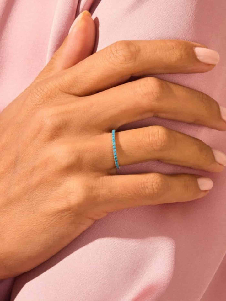 AURORA ETERNITY | ANILLO CON PIEDRAS TURQUESAS Y ELEGANCIA ESCANDINAVA