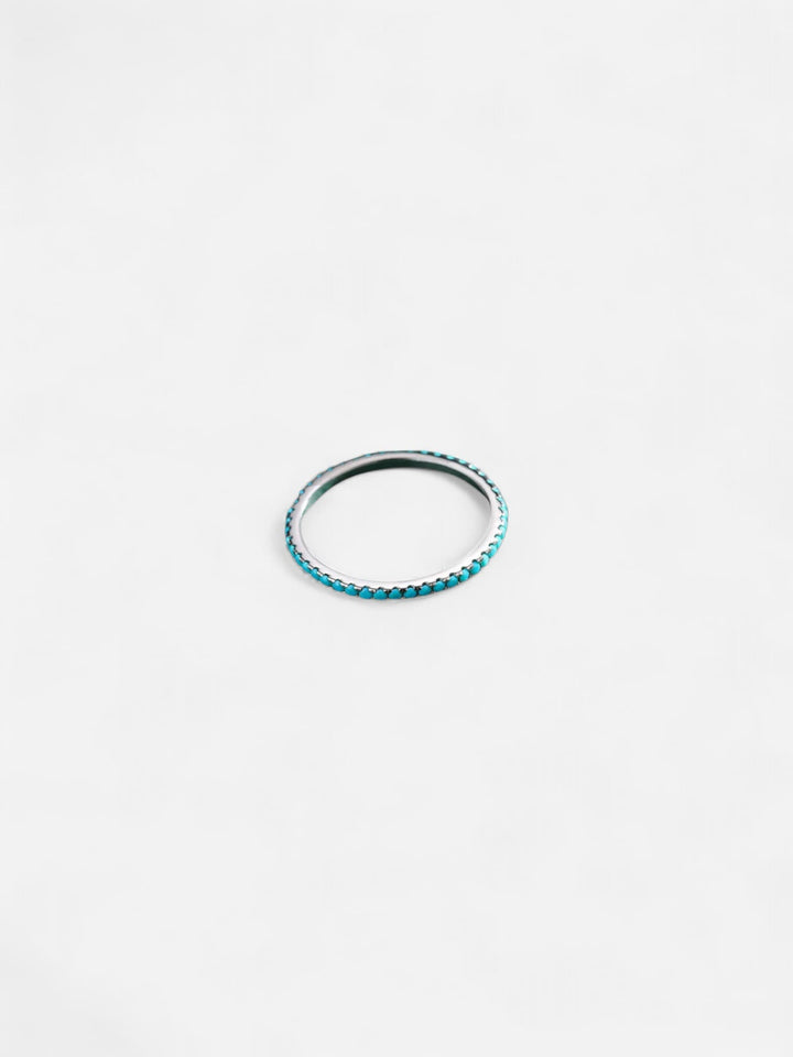 AURORA ETERNITY | ANILLO CON PIEDRAS TURQUESAS Y ELEGANCIA ESCANDINAVA