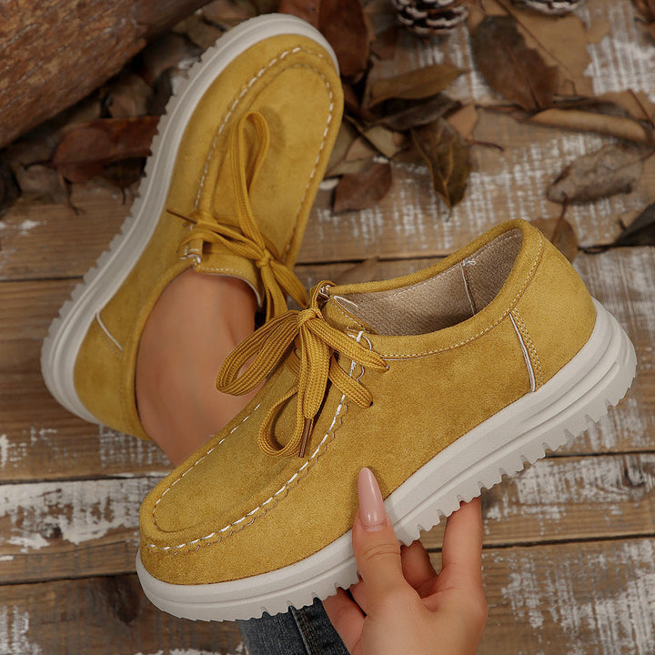 Women’s Vintage Lace-Up Moccasin Shoes