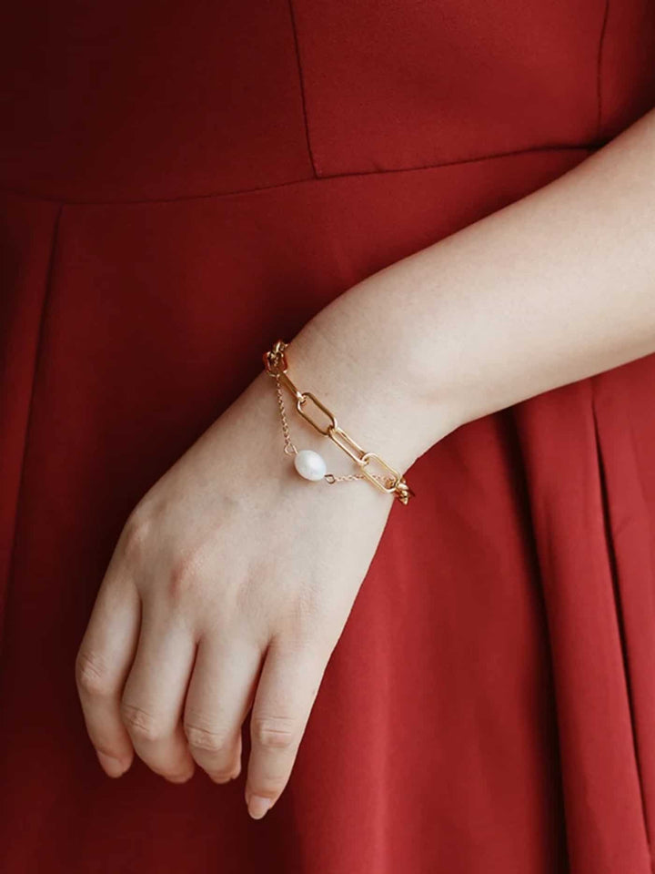 AURORA PEARL | PULSERA CON CADENAS Y EQUILIBRIO INTERIOR