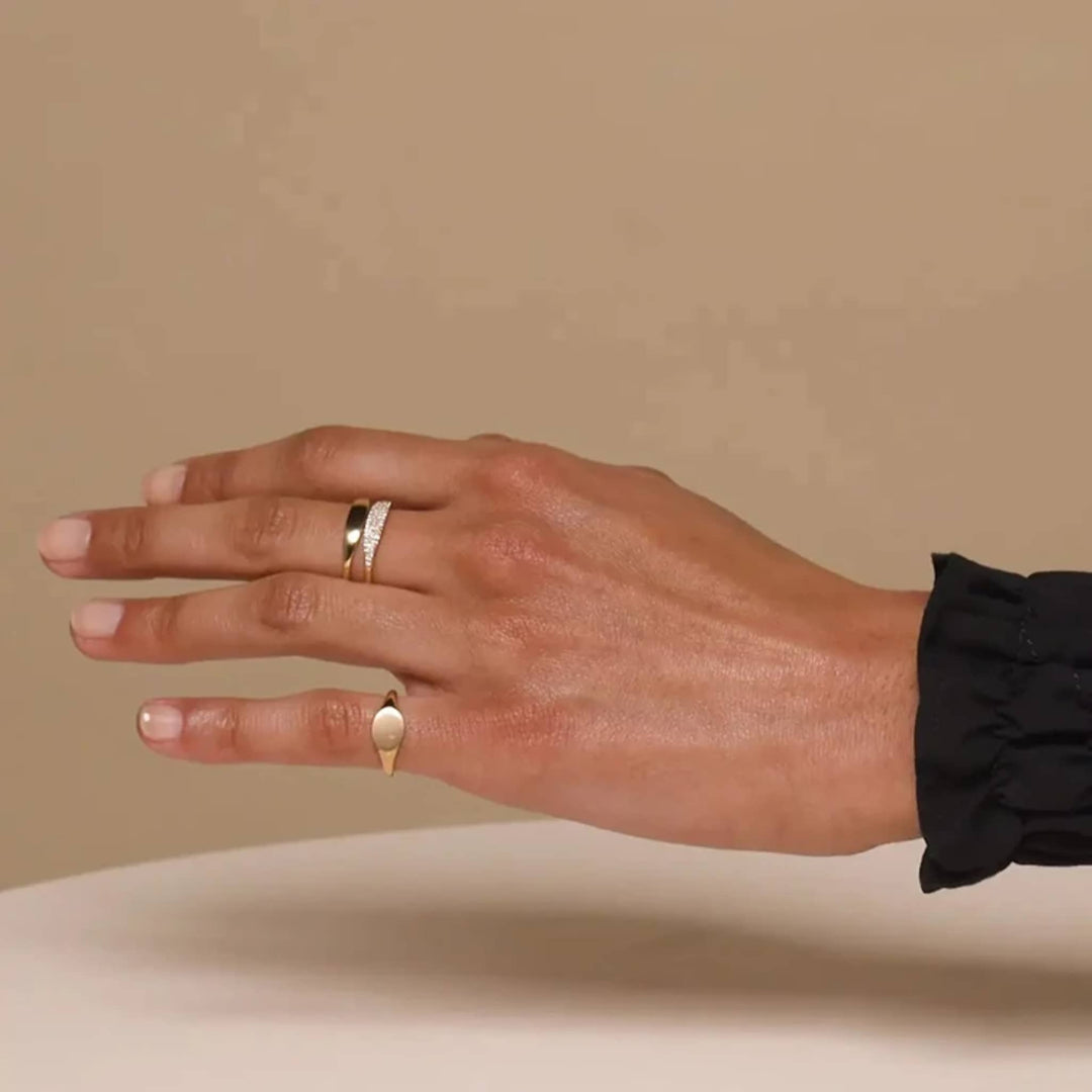 AURORA PAVÉ | ANILLO MINIMALISTA CON BRILLO DISCRETO