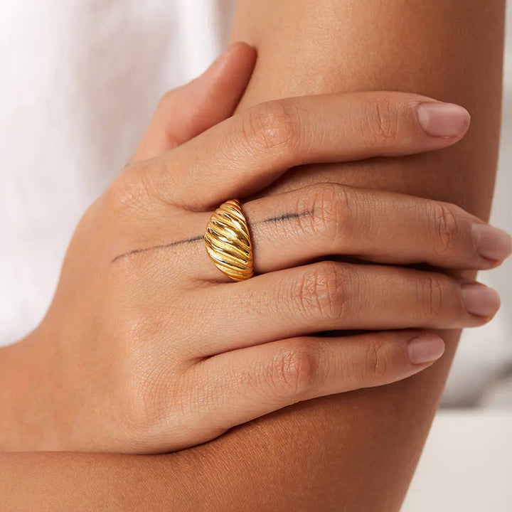 SIENNA BOLD | ANILLO ESCULTÓRICO CON PRESENCIA Y PODER