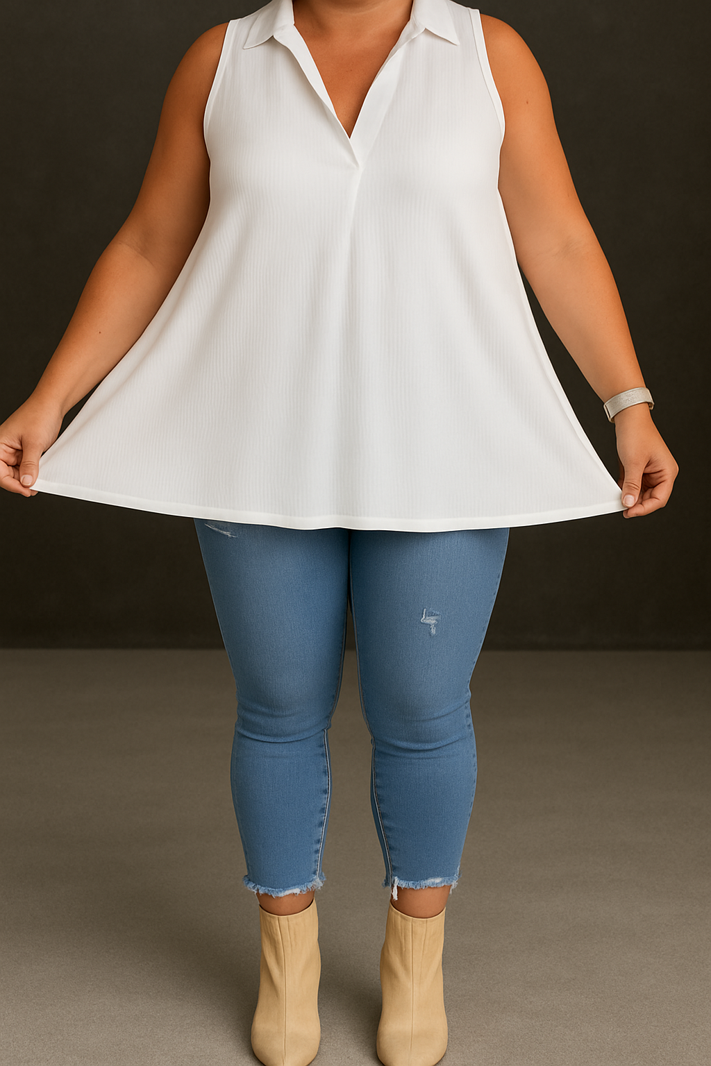 CLARA | TOP SIN MANGAS CON DETALLES ELEGANTES