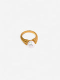 CELESTE PEARL | ANILLO CON PERLA Y ELEGANCIA ATEMPORAL