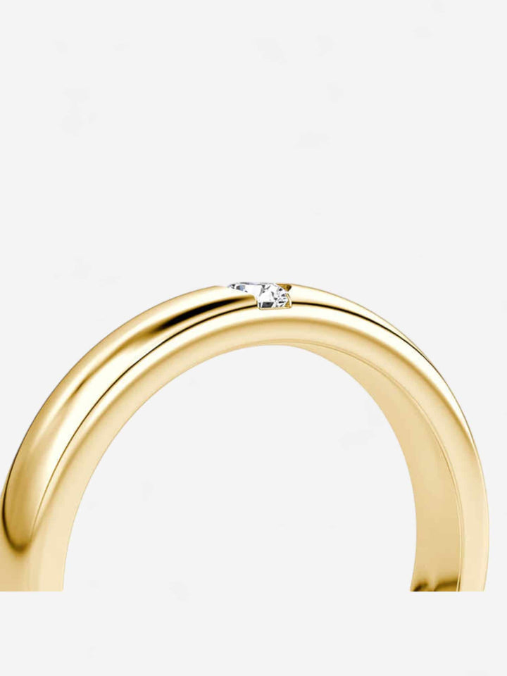 CÉLINE SOLITAIRE | ANILLO MINIMALISTA CON ELEGANCIA Y FUERZA