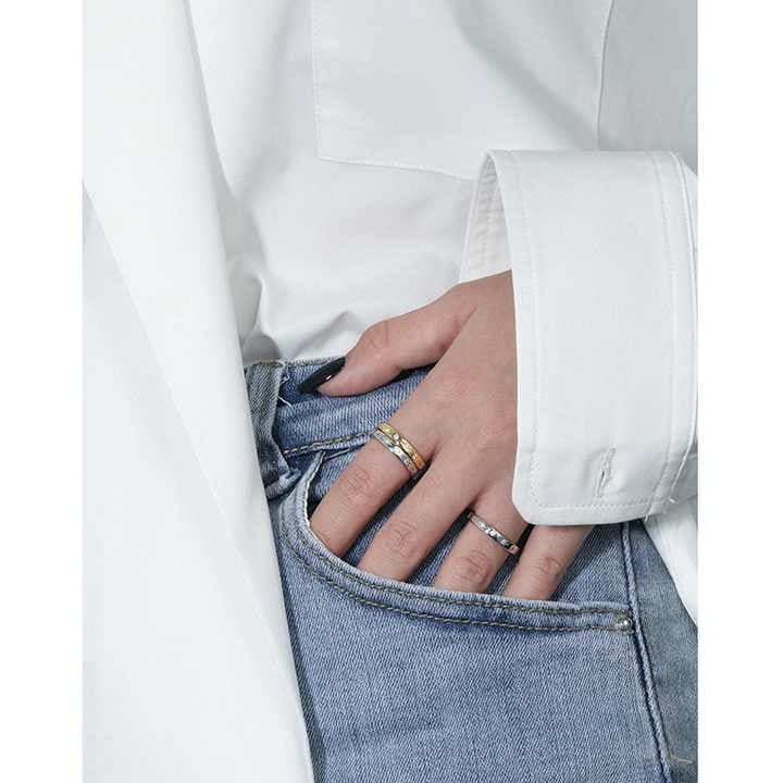 CELESTE STAR BAND | ANILLO CON ESTRELLAS, LUNAS Y MAGIA DIARIA