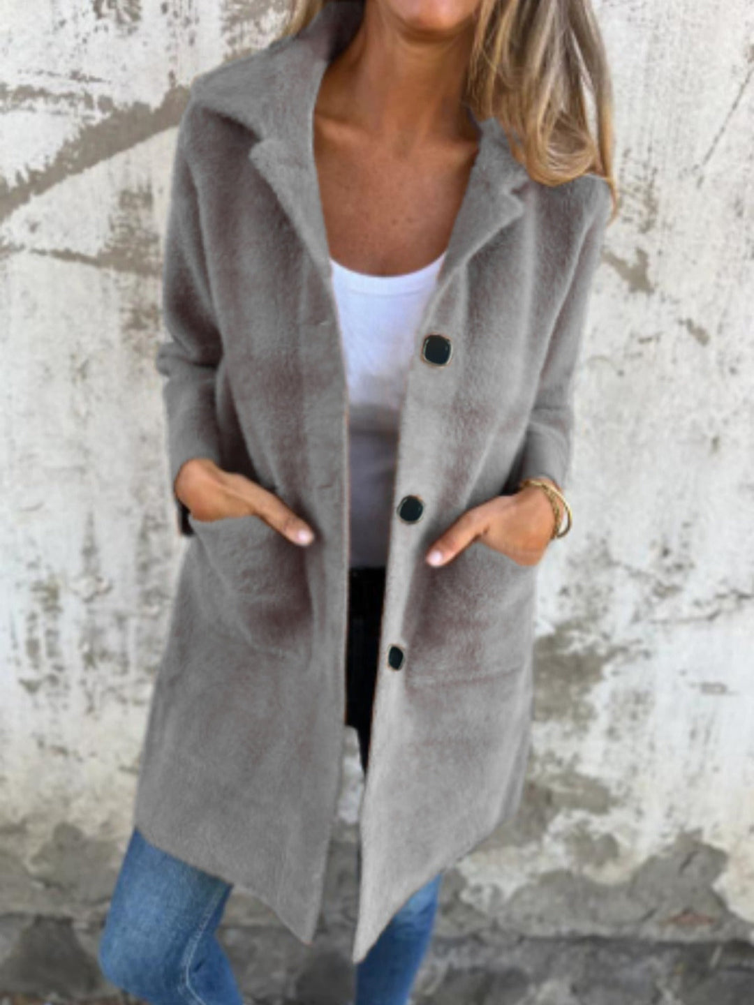 ISABELA | CLASSIC SINGLE-BREASTED COAT