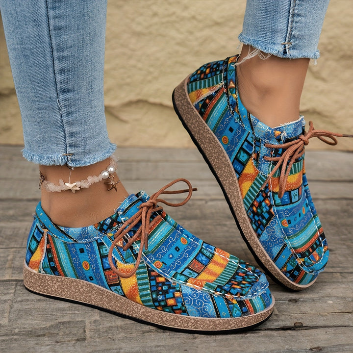 Women’s Vintage Lace-Up Sneakers