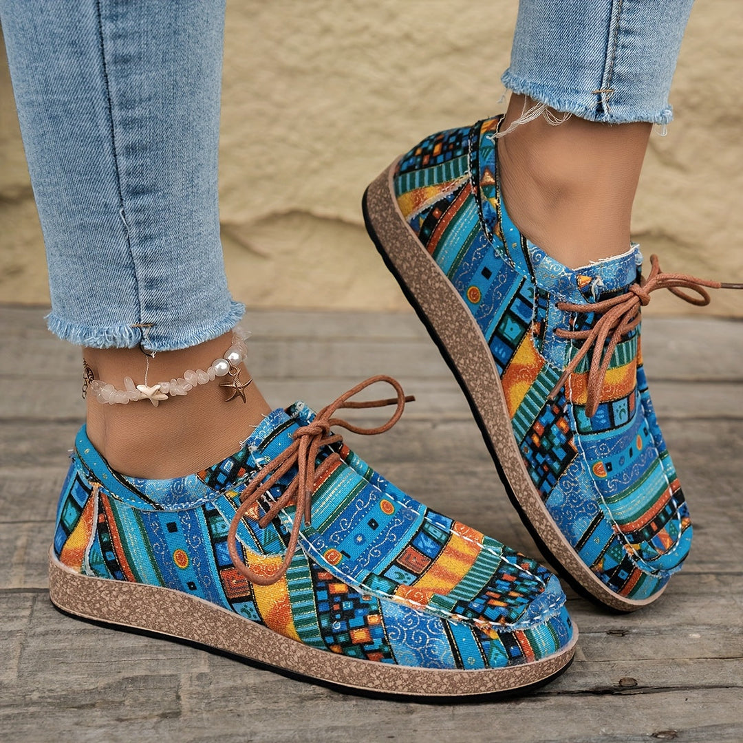 Women’s Vintage Lace-Up Sneakers