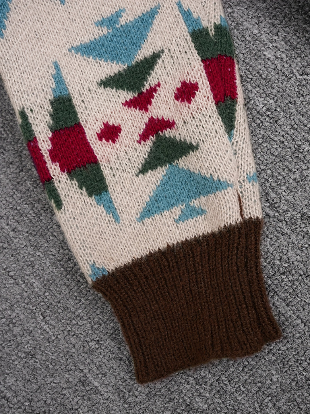 LINDA | Elegant Cardigan